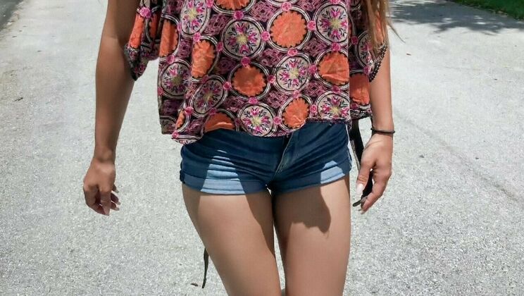 [MOFOSB-Sides] - Reverse Cowgirl with Sofie Reyez