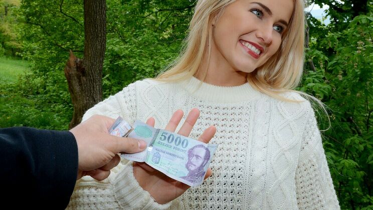 [PublicPickups] - Blonde Outdoor Sex Scene