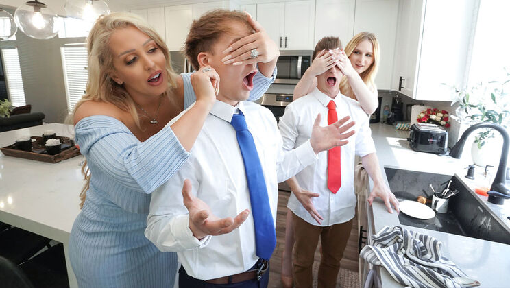 [MomSwap] - Home Plate, Blowjob, and Cumshot - Alura TNT Jenson - Audrey Madison - Joshua Lewis - Oliver Faze