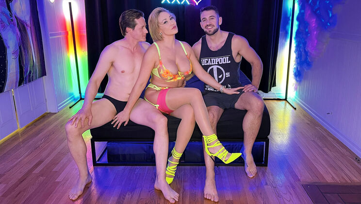 [MYLFXSeries] - Two Girls, Endless Fun - Ryan Keely - Dante Colle - Shawn Alff