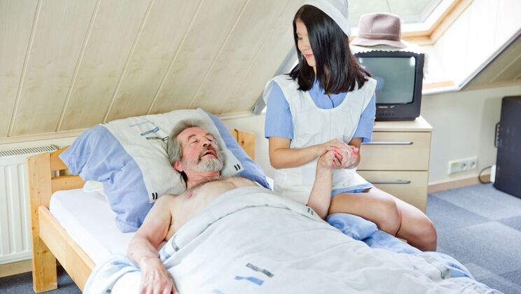 [Oldje] - Old Man Gets Special Young Treatment - Lady Dee - Jean Claude