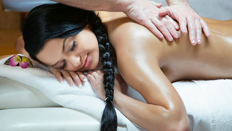 [SexArt] - Blowjob and Handjob Fun with Skinny European Girls - Matt Ice - Erika Black