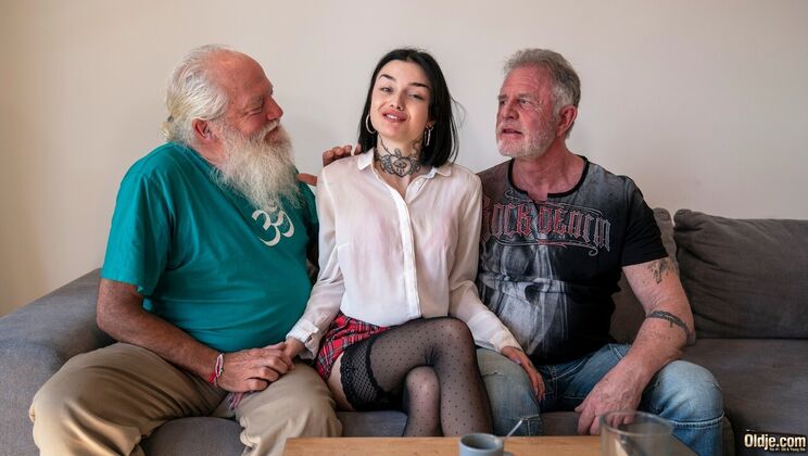 [Oldje] - Maid's Close-up Fucking - Bruno - Chel - Snow DeVille