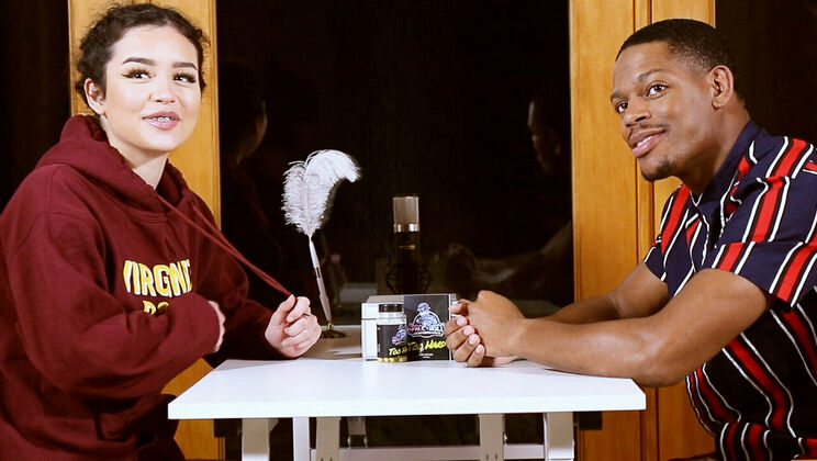 [HotGuysFuck] - Russel West and Leah Rodriguez - Part 1 Latina Interview - Leah Rodriguez - Russel West