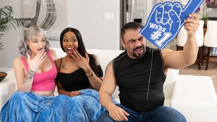 [TransAngels] - Leilani Li's Big Tit Blowout