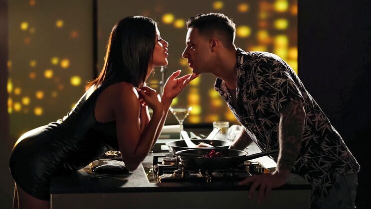 Sheila and Jack's Kissing Turns into Wild Sex