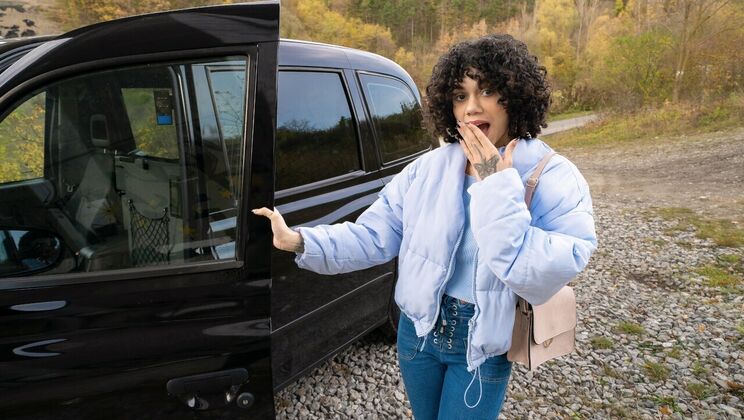 [FakeTaxi] - 20 Euro Sex with Brazilian Latina