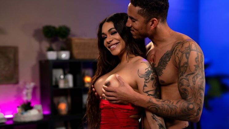 [TransSensual] - Eva Maxim’s Bubble Butt Massage Ends in Creampie - Eva Maxim - Axel Greene