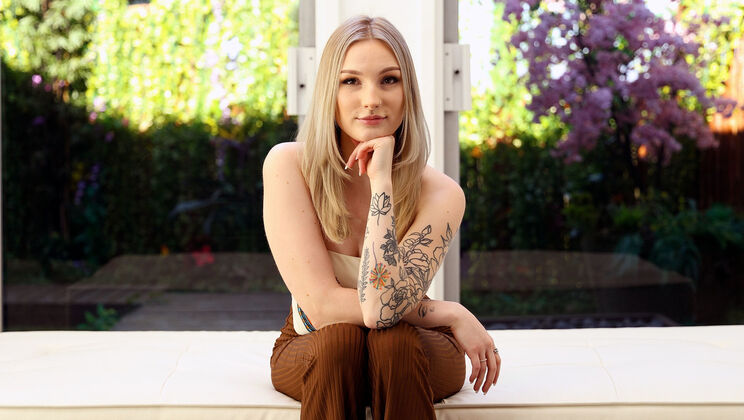 Auditioning Syrah in Doggystyle