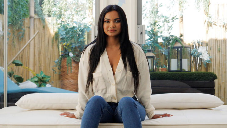 [NetGirl] - Numi and Sophia's Sexy Casting - Sophia - Numi