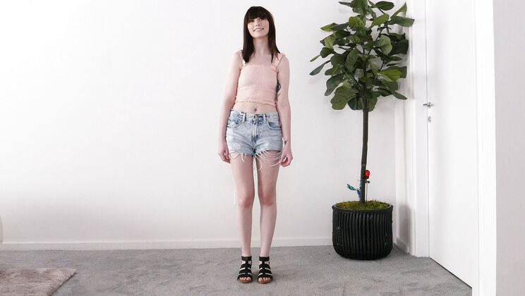 Kacey's Hot Anal Play in Casting
