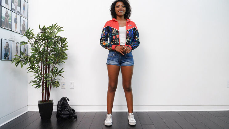 [NetVideoGirls] - Mia's Big Audition - Mia