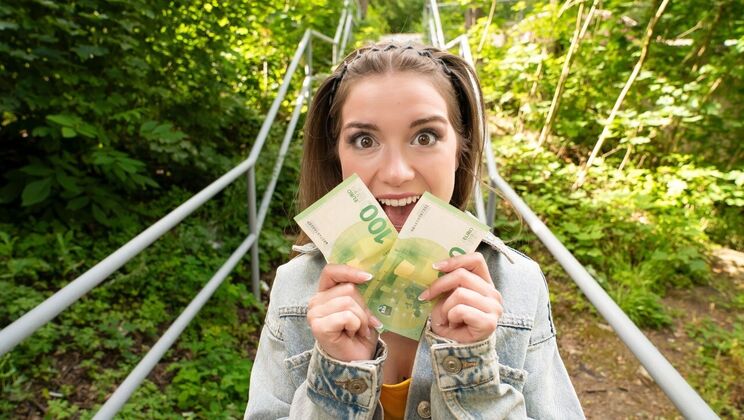 [PublicAgent] - Brunette with Medium Tits Gets Facial Cumshot - Martin Gun - Agatha Shay