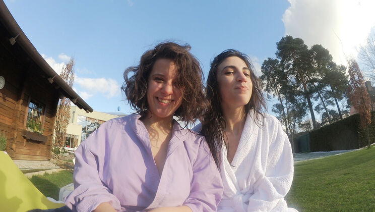 Brunette Beauties Magena and Agave