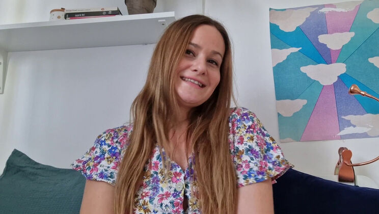 [Ersties] - Spin the Bottle Game Turns Hot - German Trailer - Gabi (Ersties) - Lilith (Ersties) - Sally B (Ersties) - Emma K (Ersties)