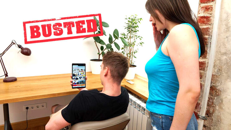 [ClubSweethearts] - Janyk Brones Enjoys Unexpected Cumshot Fun