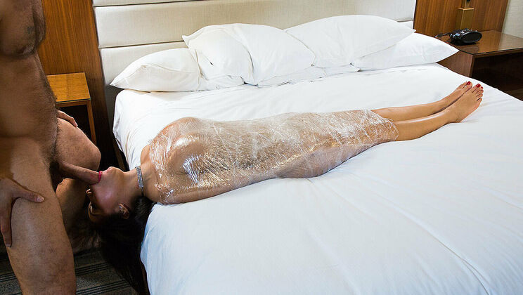 Lingerie babe Gia Milana gets wild fuck in stockings