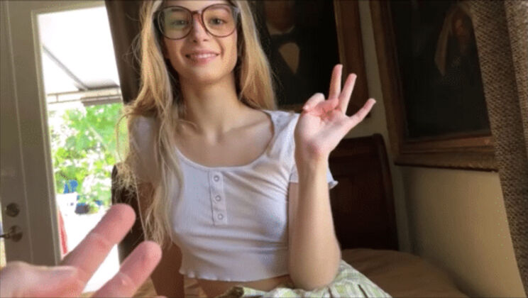 [FamilyTherapy] - 18 & 19 Years Old's Taboo Game