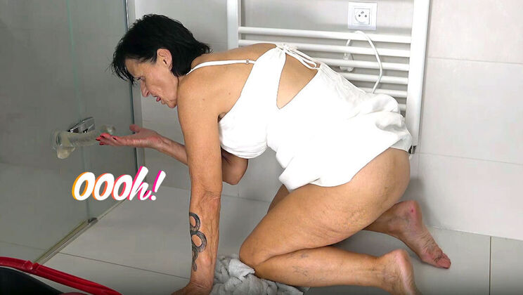 Mature Wife’s Tattooed Afterparty Orgasms