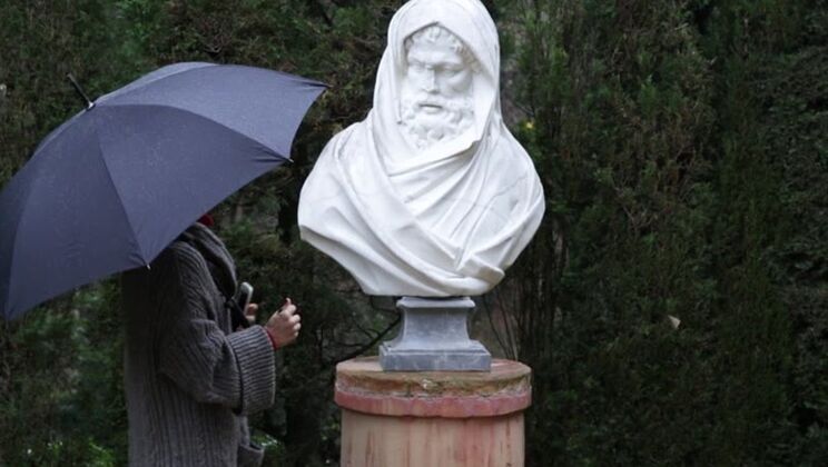 [PornWorld] - Hairy Pussy Julia Roca Tempts and Pleasures Random Man - Julia Roca - Miguel Zayas