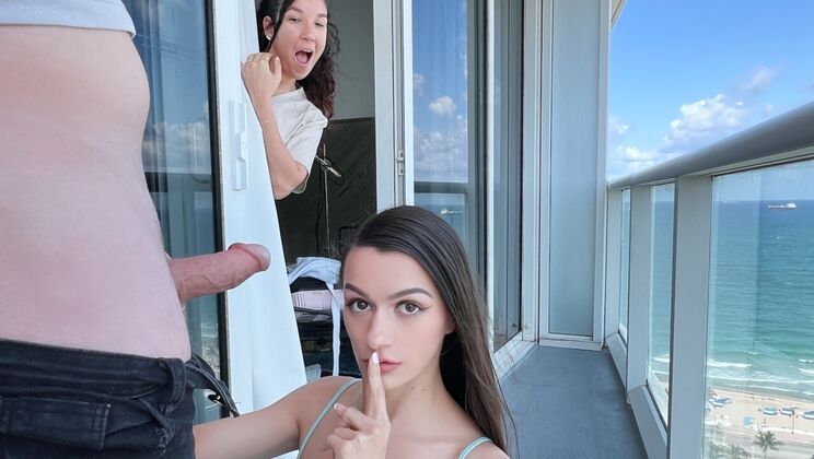 [MOFOS] - Let's Stay, Requesting Late Check Out - Jimmy Michaels - Summer Renee