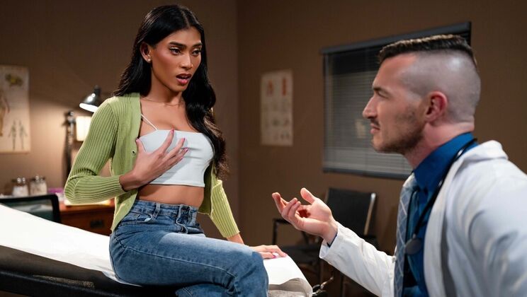 Short Hair Brunette Trans Gets Cumshot On Her Small Ass