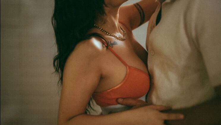 Lulu Chu rides Nathan Bronson's cock with condom