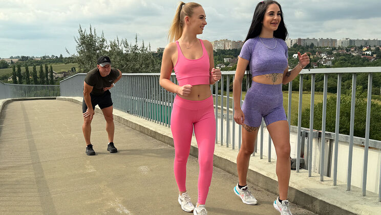 Jenny Wild Gets Double Team in Outdoor Threesome